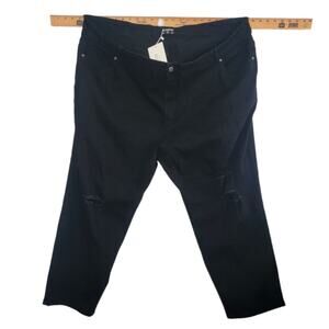 New Size 28 BloomChic distressed black jeans